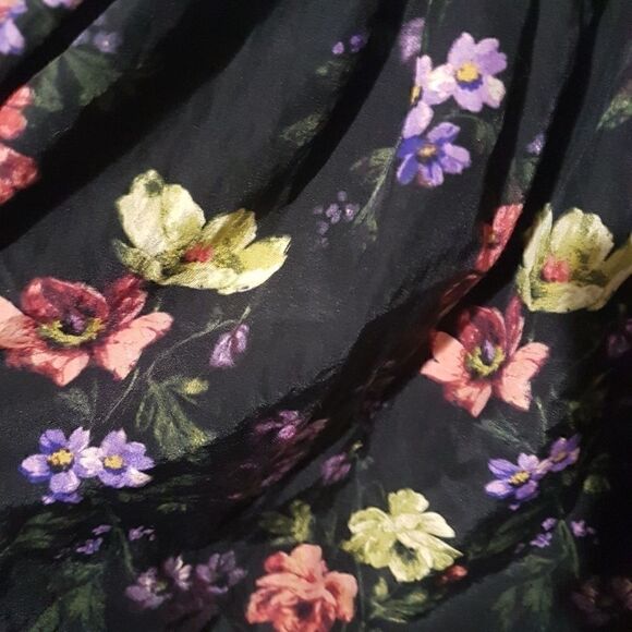 Talula Floral Mini Skirt - Picture 3 of 7